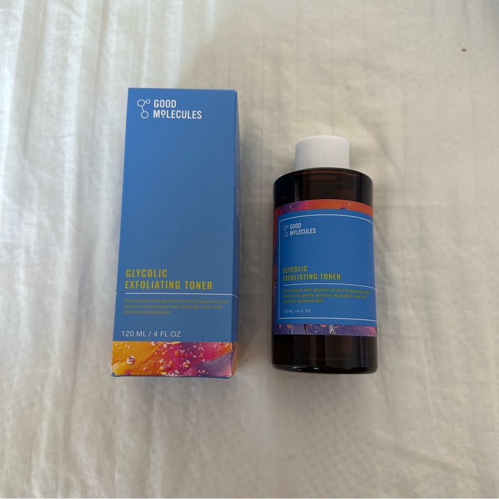 BNIB Good Molecules Glycolic Exfoliating Toner
